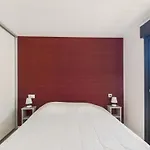 Pour 6, Domaine Avec Piscine *