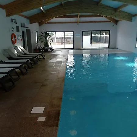 Pour 6, Domaine Avec Piscine *