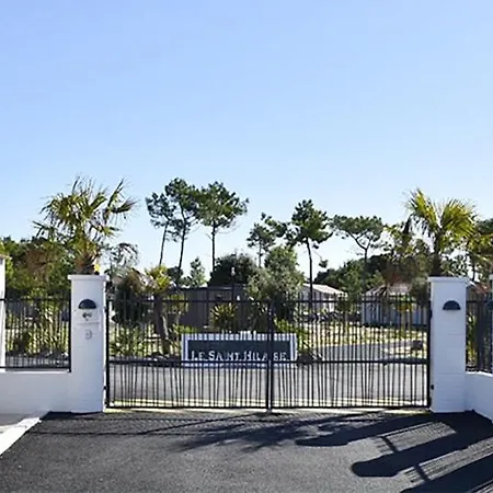 Domek alpejski Pour 6, Domaine Avec Piscine *